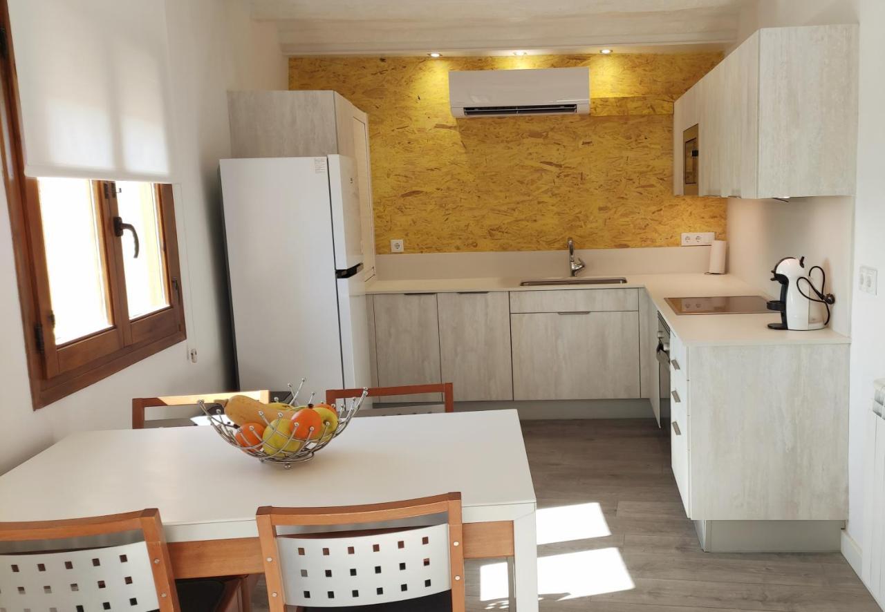 Apartaments Rurals Cal Parro, Batea Kültér fotó