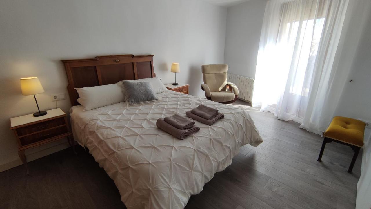 Apartaments Rurals Cal Parro, Batea Kültér fotó