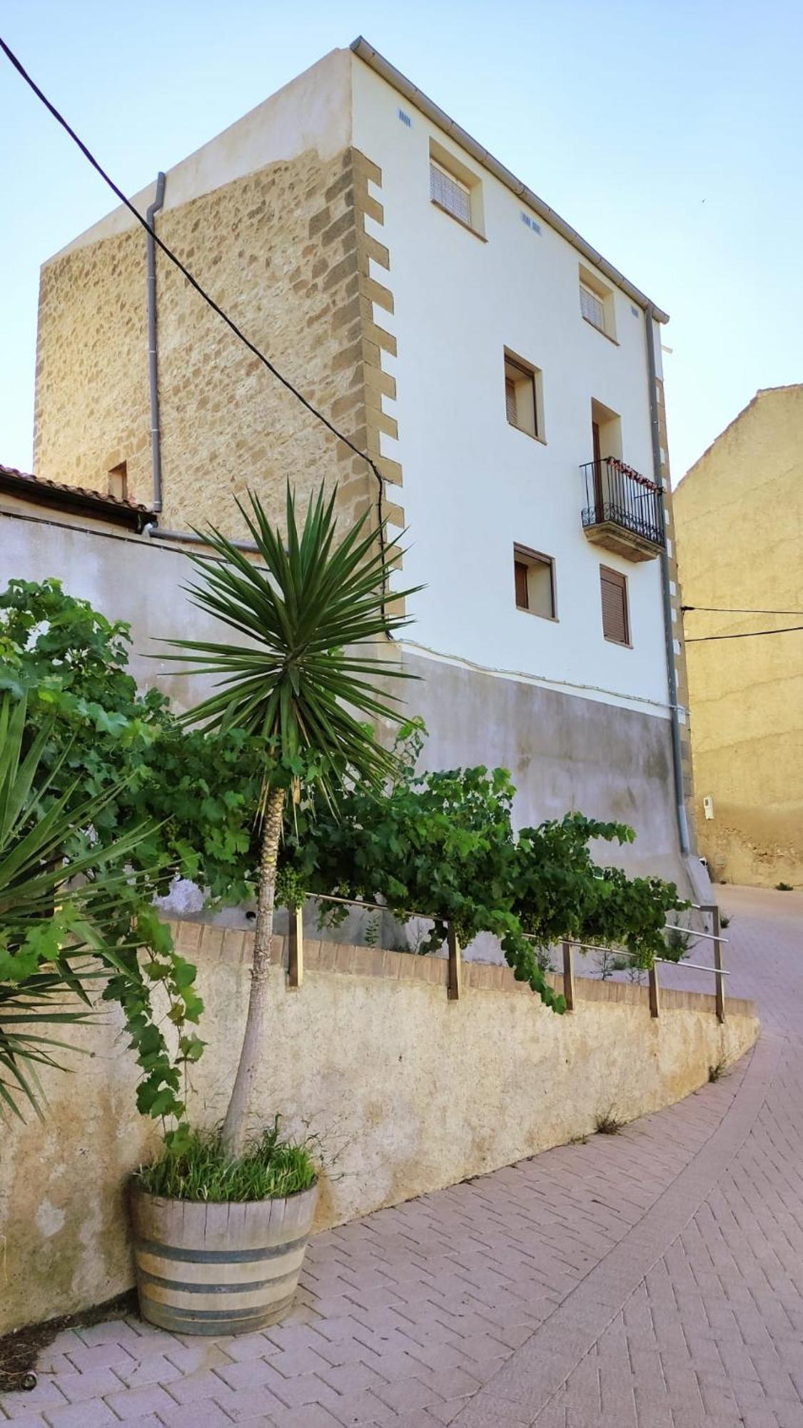 Apartaments Rurals Cal Parro, Batea Kültér fotó